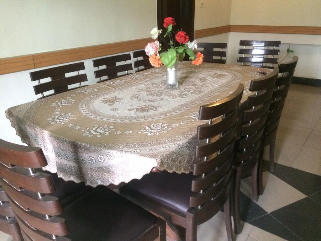 Amyl'S Garden Guest House Islamabad Exteriör bild