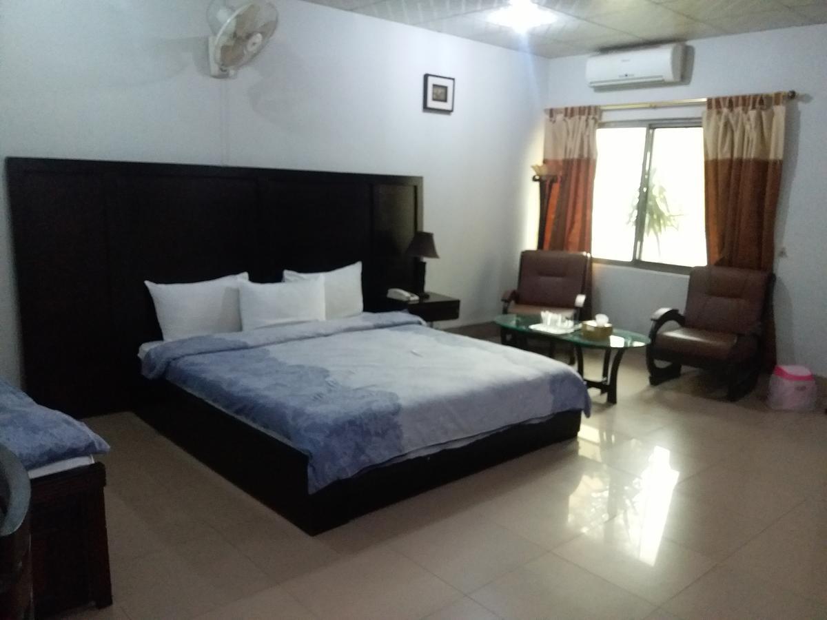 Amyl'S Garden Guest House Islamabad Exteriör bild