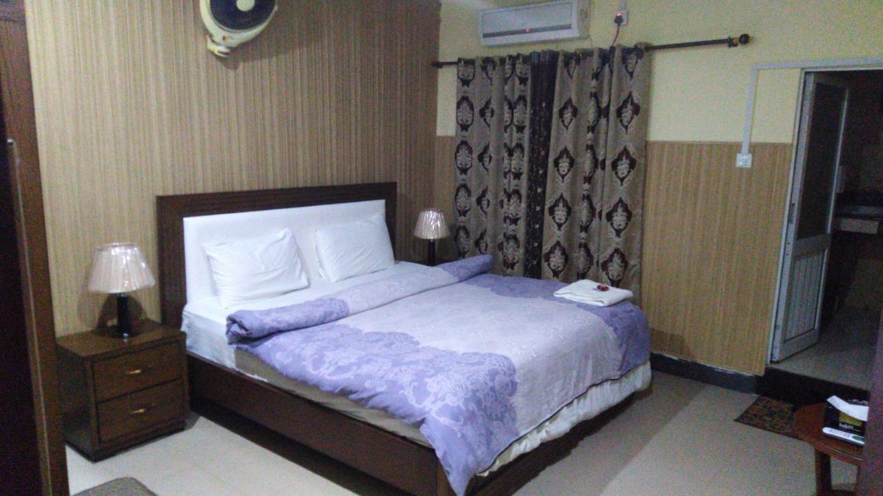 Amyl'S Garden Guest House Islamabad Exteriör bild